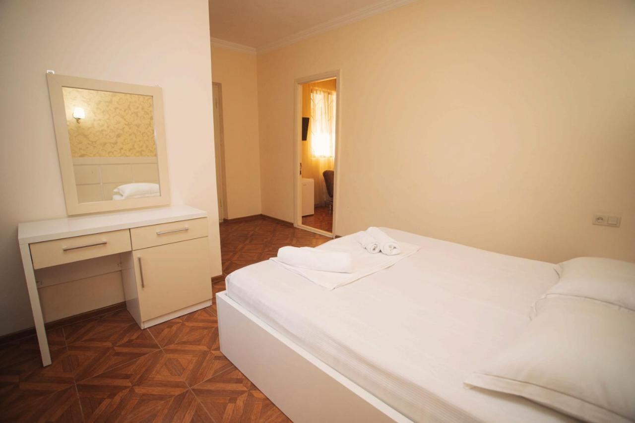 Hotel Irise Kobuleti Ngoại thất bức ảnh